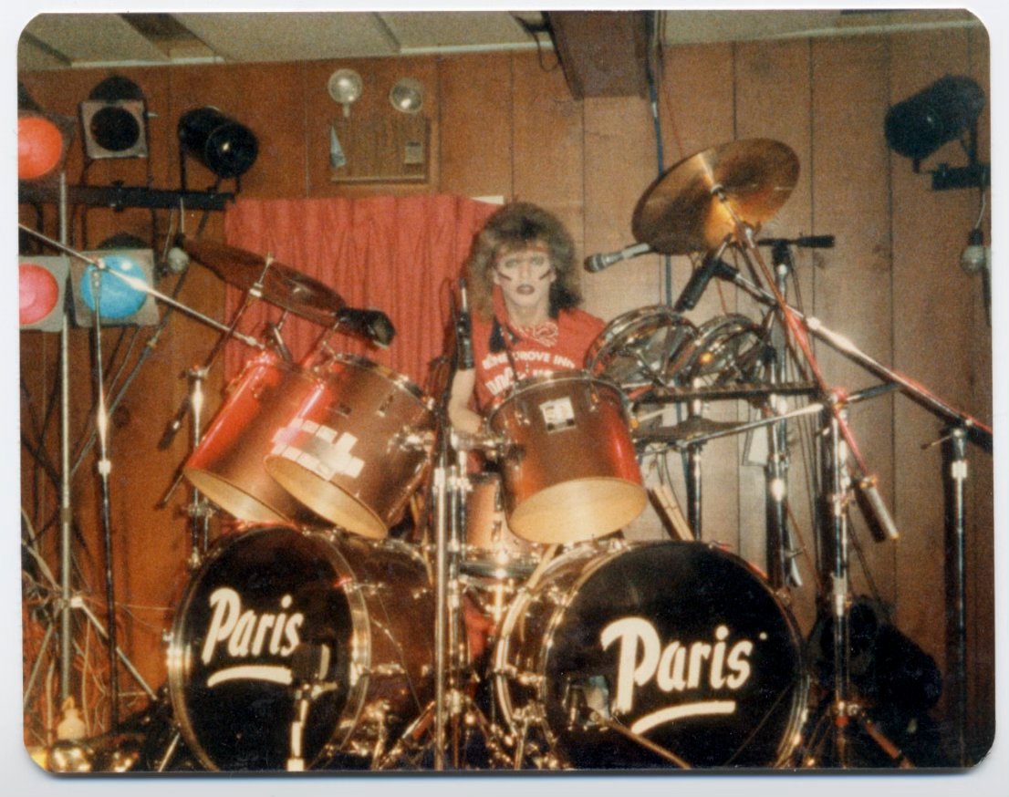 RikkiRockett's tweet photo. Well would you look at the drummer here..."Paris"
If you know, you know...
Flashback to “Shake Your Hiney At The Piney!”
#rikkirockett #poisondrummer #poison #music #drums #ifyouknowyouknow #rockandroll #rockon #parocks #pittsburghpa #flash⬅️friday #flash⬅️ https://t.co/SnwriKwm9P