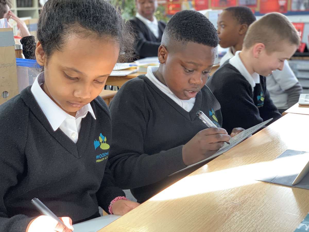 Working collaboratively on their research on Barack Obama today <a href="/WoodhillSch/">Woodhill Primary School</a>