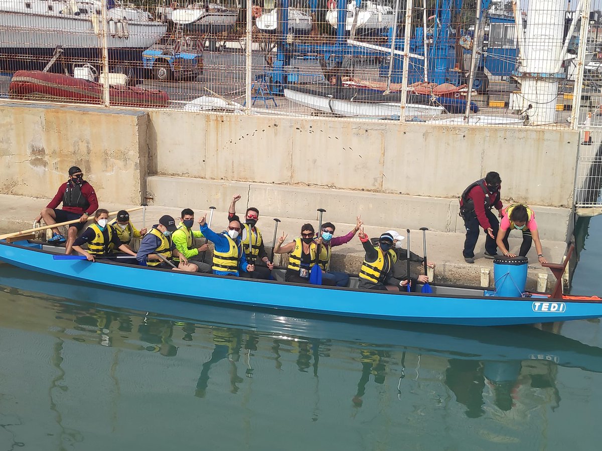 CEFIREambitAE's tweet photo. Feia temps que no podíem gaudir de la nostra mar amb el professorat🥰 Cap de setmana de⛵️Tractament Curricular de les Activitats Nàutiques🛶amb totes les mesures de seguretat🦠 de les #EscolesdelaMar @GVAculturesport #ProgramaBlau https://t.co/1Ih7Fdgl4b