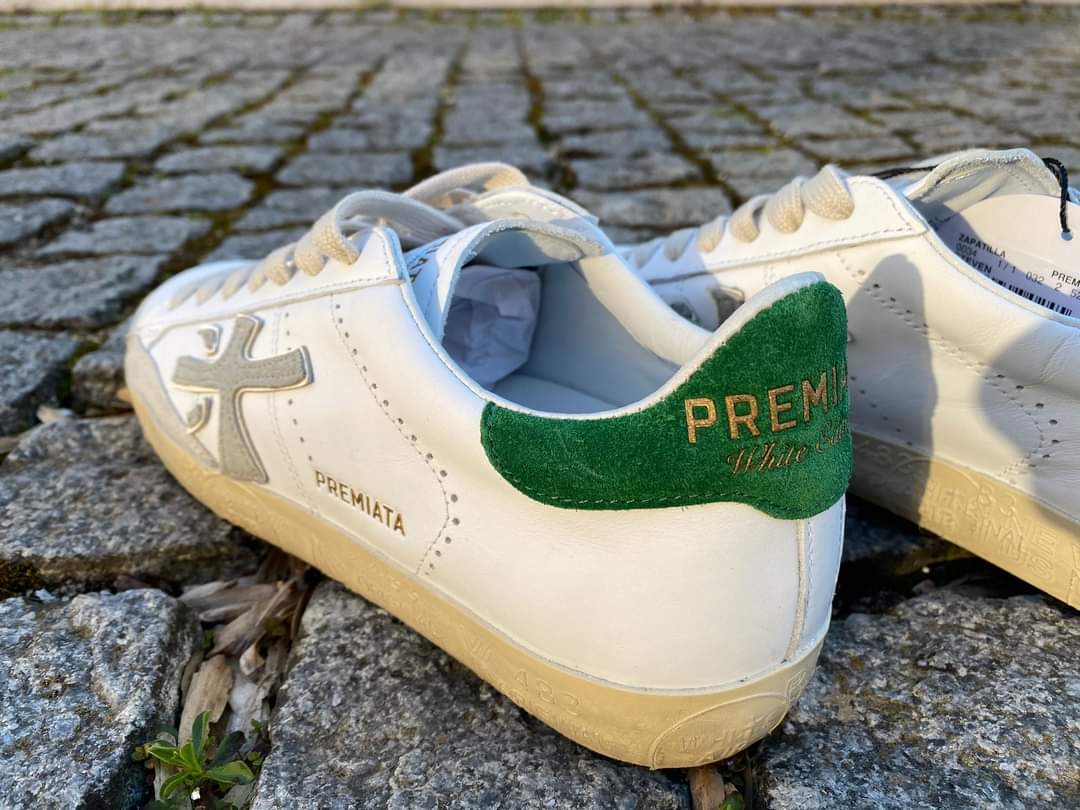 cesarestacogido's tweet photo. 👣👣 ¡DEJA HUELLA! | Pisadas que dejan huella. Pisadas con estilo Cuadrado Pamplona.

➡️ #NoEsLoMismo #OsEsperamos
📍CUADRADO PAMPLONA
C/ Estella 12, Pamplona centro. 948 223003.
📲https://t.co/arsOAeb742 https://t.co/frSY7wXDrq