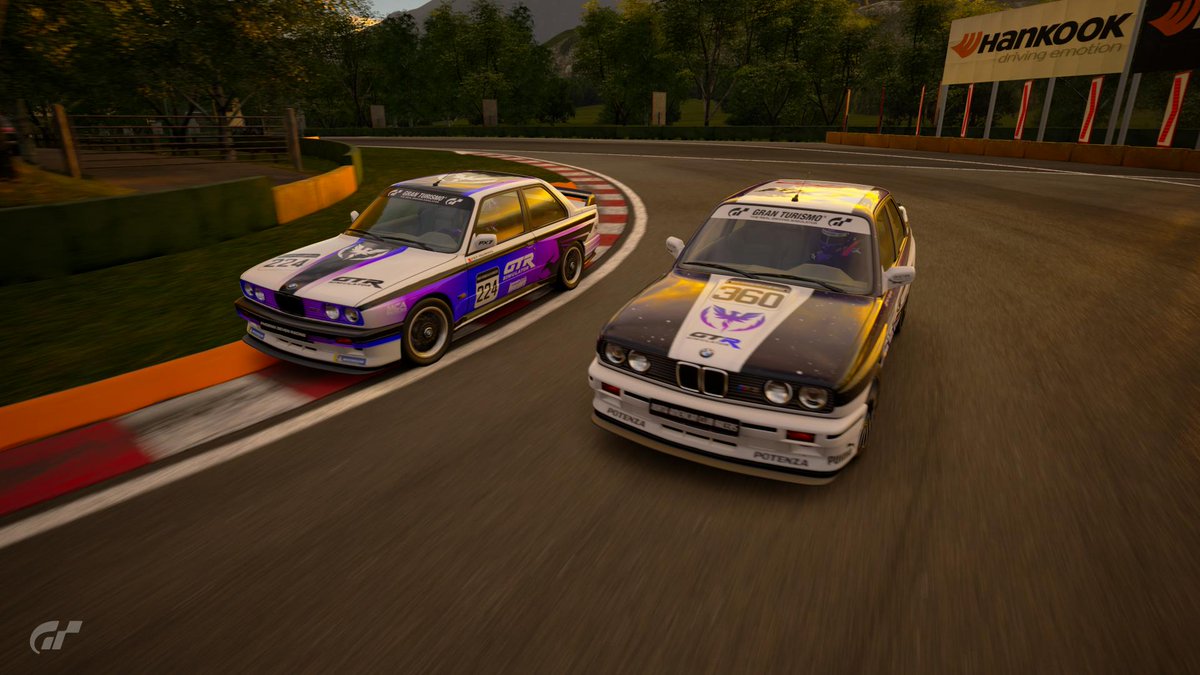 phoenix7racing's tweet photo. Round 9 of the NACR M-Power Challenge saw an awesome fight between @PX7_Hoskeey and @GyrzaGroana that lasted the whole race! The boys would finish in a PX7 1-2, with Hoskeey grabbing his first win of the season!
#granturismo #nacr #BMW https://t.co/kaJpwlcdFk