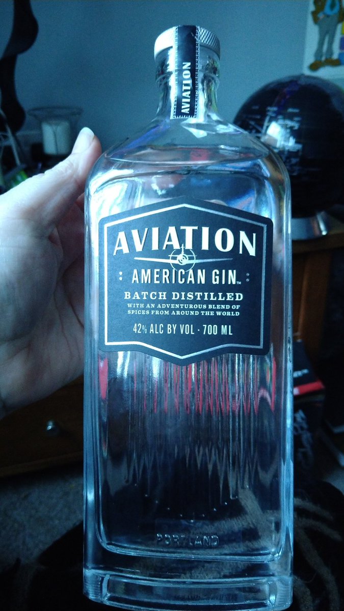 Starbex1982's tweet photo. @VancityReynolds the husband bought me a bottle of your gin because I deserve it. So happy you sell it in the UK now.  #aviationgin https://t.co/iTkH1Kr0y4