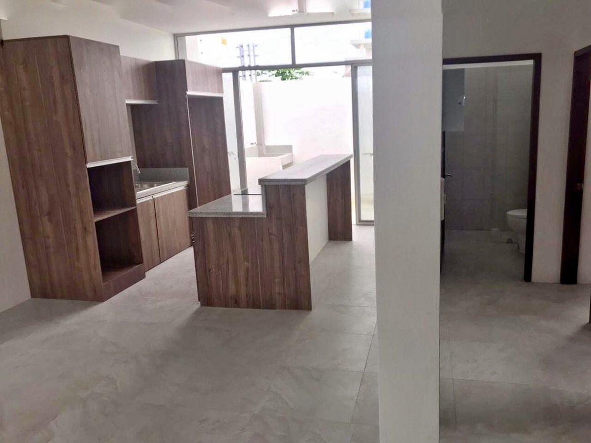 ViviendaEc's tweet photo. #BienvenidoATuHogar

¡Tu vivienda propia es posible gracias los beneficios de la Misión #CasaParaTodos 🏠

En Villas Mavike #SantaRosa, #ElOro viviendas de USD $71.100 y $73.000 🤩🏢

Solo con 5% de entrada, 4,99% tasa de interés y hasta 25 años plazo 📈💵⌛️

📞099 532 9827 https://t.co/gsP92hV3Qb