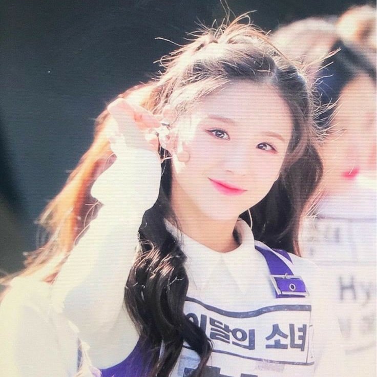 she is so tiny :(
