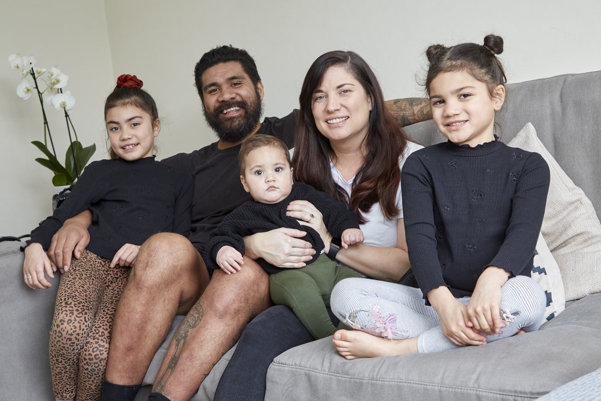 mosemasoefund's tweet photo. Finally....Super League is back starting with @Saints1890 v @SalfordDevils and then @WiganWarriorsRL v @LeighCenturions tonight.
It's time to show your support for your team this weekend...and we want to say thank you to all who have supported @MoseMasoe so far.
#SuperLeague https://t.co/OKaBJ8tEWP