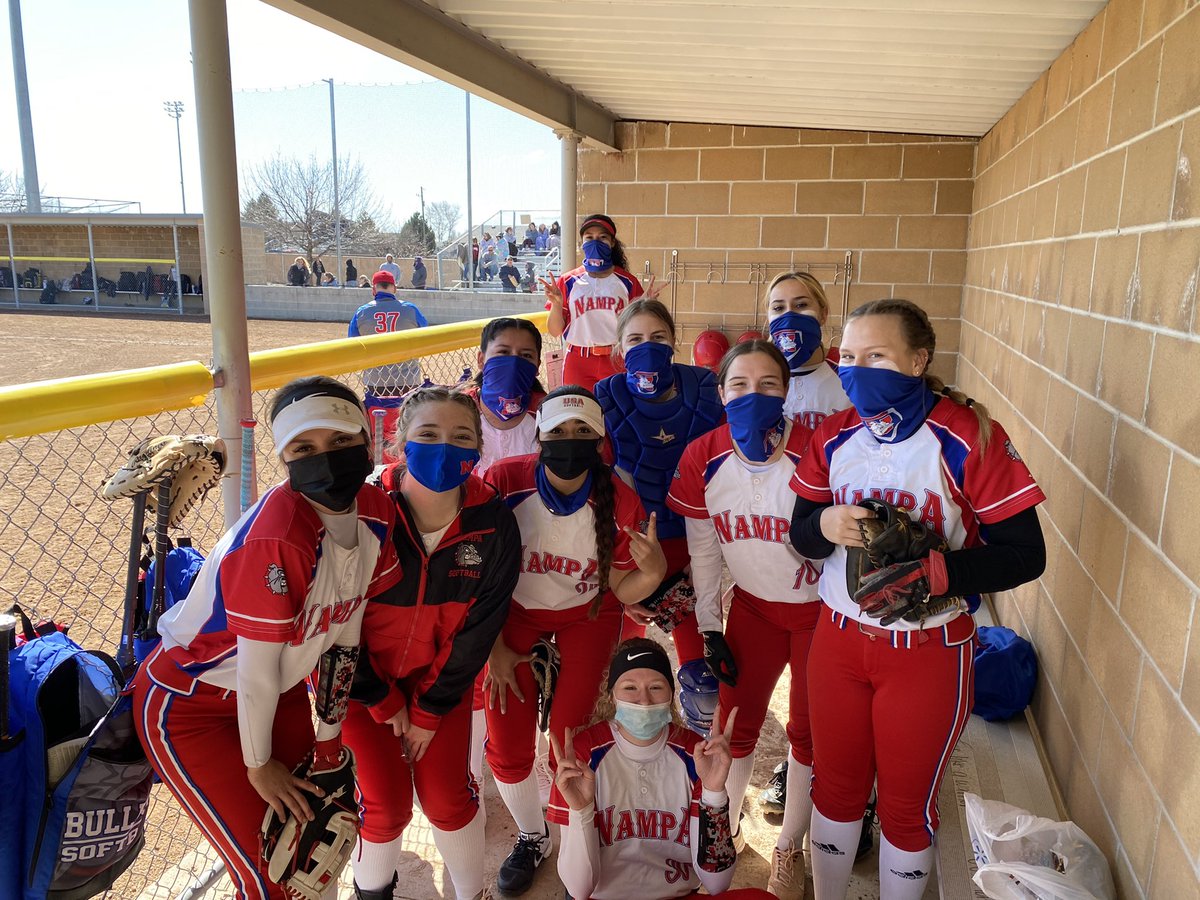 BulldogVarsity's tweet photo. ❤️💙🐶 https://t.co/priHRosHWX