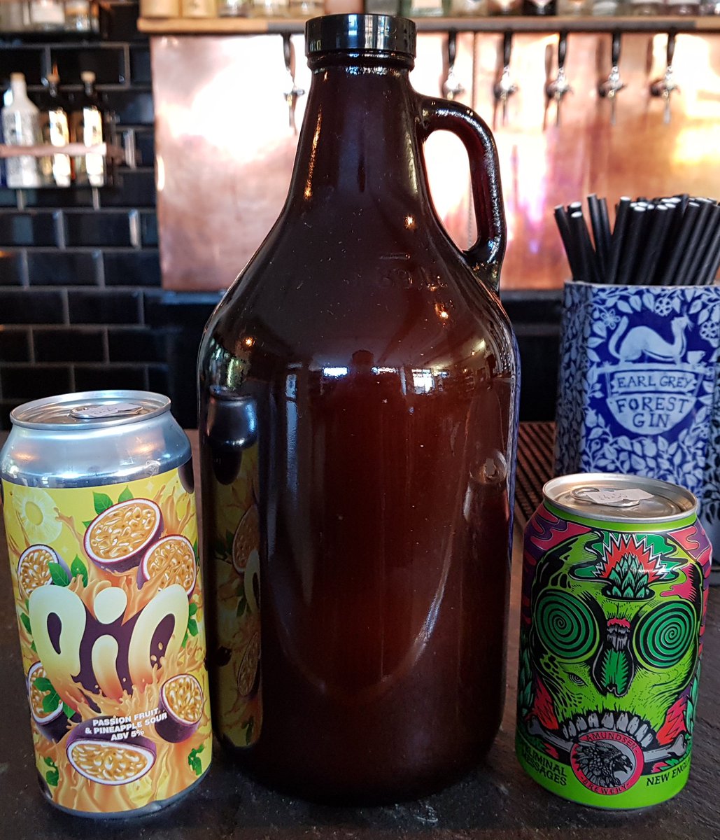 david_row's tweet photo. Weekend takeaway treats.
#treatyourself #CraftBeer https://t.co/MWkwdEXHBv