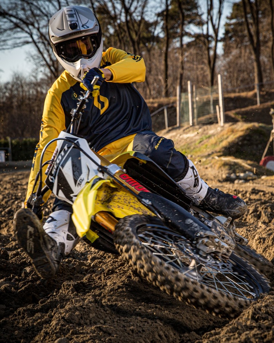 With a clean design and lightweight construction the new 350 track gear is the perfect choice for spinning laps around your favourite track #SCOTTmoto #SCOTToffroad