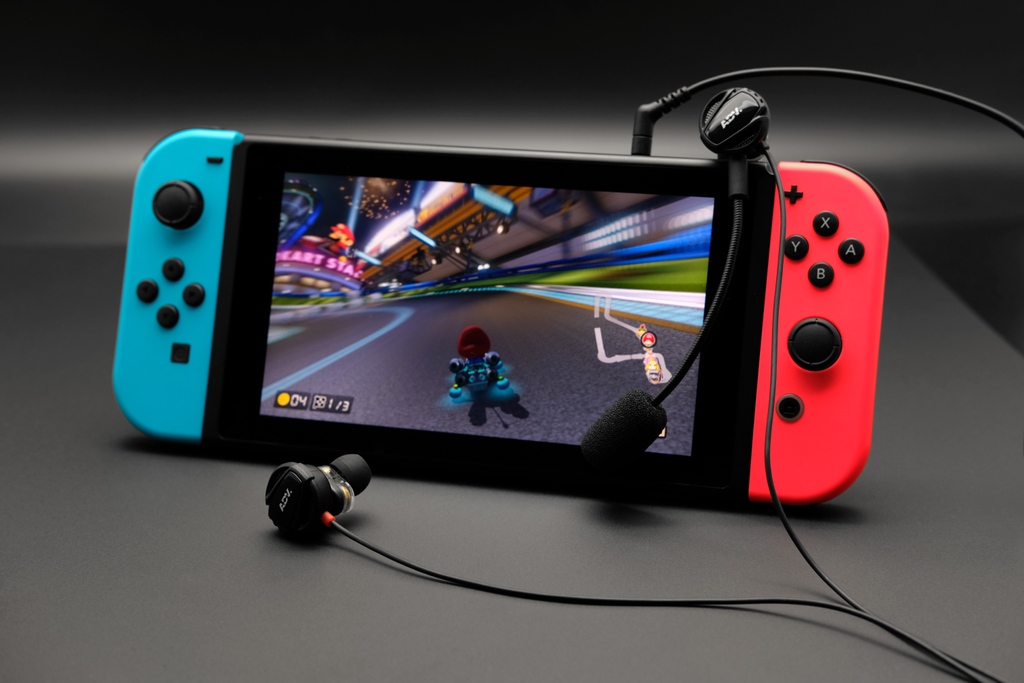 advsound's tweet photo. Streaming ? Have the ADV. Nismo Jr. to be your game companion!

#advanced #advsound #rog #headphones #ps4 #twitch #designedformusicians #videogamers #gamers #ealive #easports #fortnite #pubg #battleroyale #walkthroughs #headset #streamoftheday #fps #mobilegames #mobilegamer https://t.co/xiEe0YhnDn