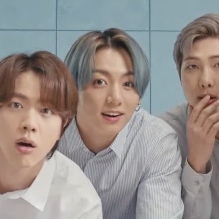 jinkookfolder's tweet photo. cutest!!🥺 https://t.co/EMxxoeq4FT