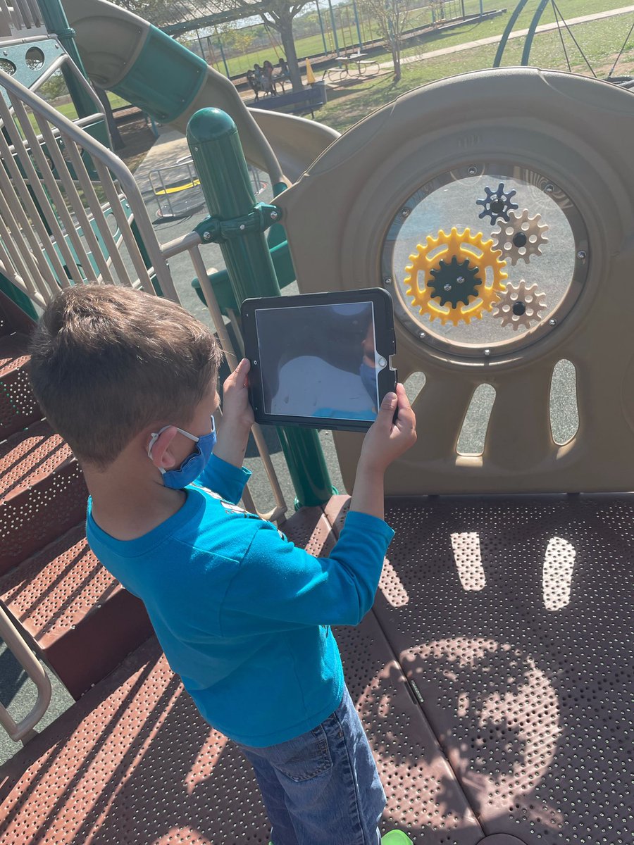 We’re going on a shape hunt. Vogel 1st graders using a Seesaw activity to show what they know about 2-D shapes. <a href="/SeguinISD/">Seguin ISD</a> <a href="/VogelESISD/">Vogel Elementary</a> <a href="/Kacey_DePalermo/">Kacey Rodriguez</a> #watchusgrow