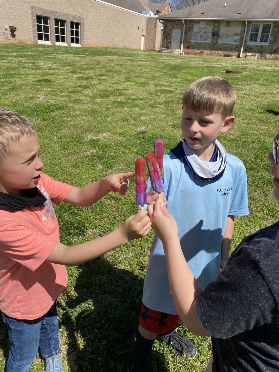 We reached our Spring Break reading goal, so we celebrated with a popsicle party! 🎉 <a href="/RivertonElem/">Riverton Elementary School</a>