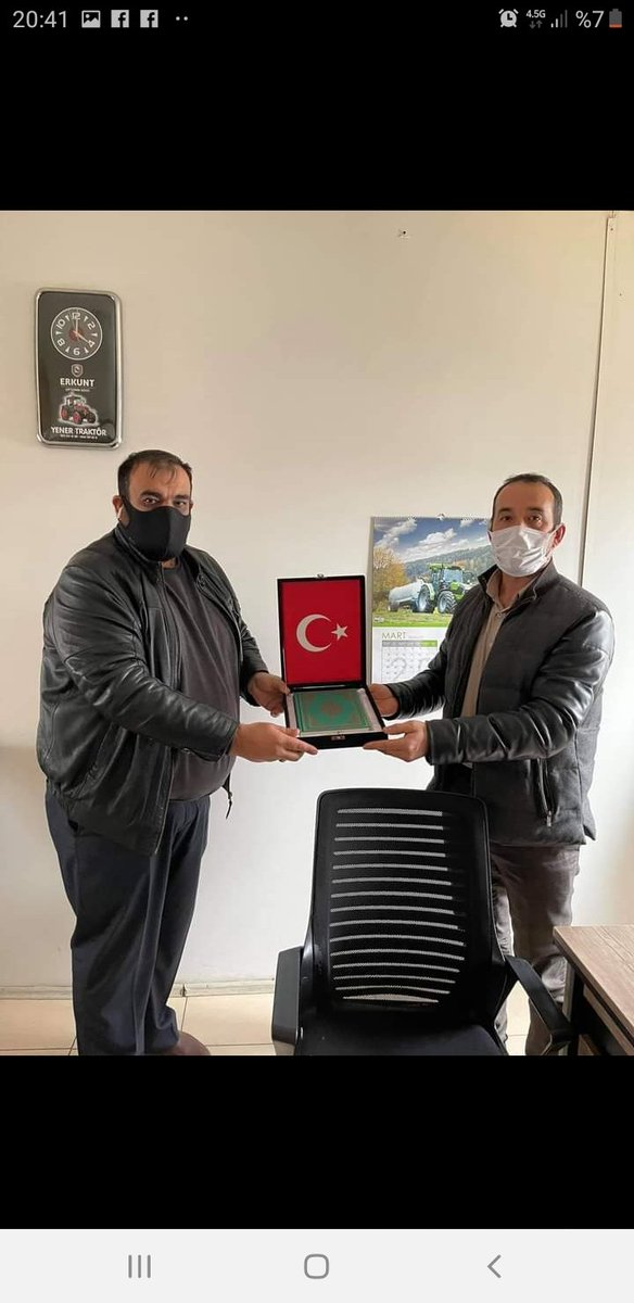 Vatan için yaşayıp öldünüz; siz toprağa değil, kalplere gömüldünüz .🇹🇷
Şanlı Şehitlerimizin ailelerini ziyaret edip,  hasbihal ettik.
<a href="/hakanhanozcan/">Hakan Han ÖZCAN 🇹🇷</a> 
<a href="/Korkutataserkan/">SERKAN KORKUTATA</a> 
@ceylan_ahmett 
<a href="/serhatoguz06/">Serhat Oğuz</a> 
<a href="/umiterturk06/">Ümit Ertürk</a> 
<a href="/elifcokaygill/">Elif ÇOKAYGİL🟢🇹🇷</a>