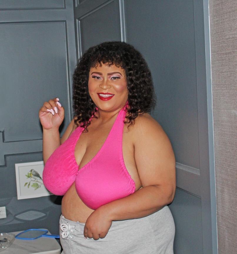 Ta-Ta Towels on X: Repost:🙋🏽‍♀️Ladies I don't know about you but when I  get home my #bra comes off! I love my Ta-Ta Towel, it gives me light  support & curbs boob