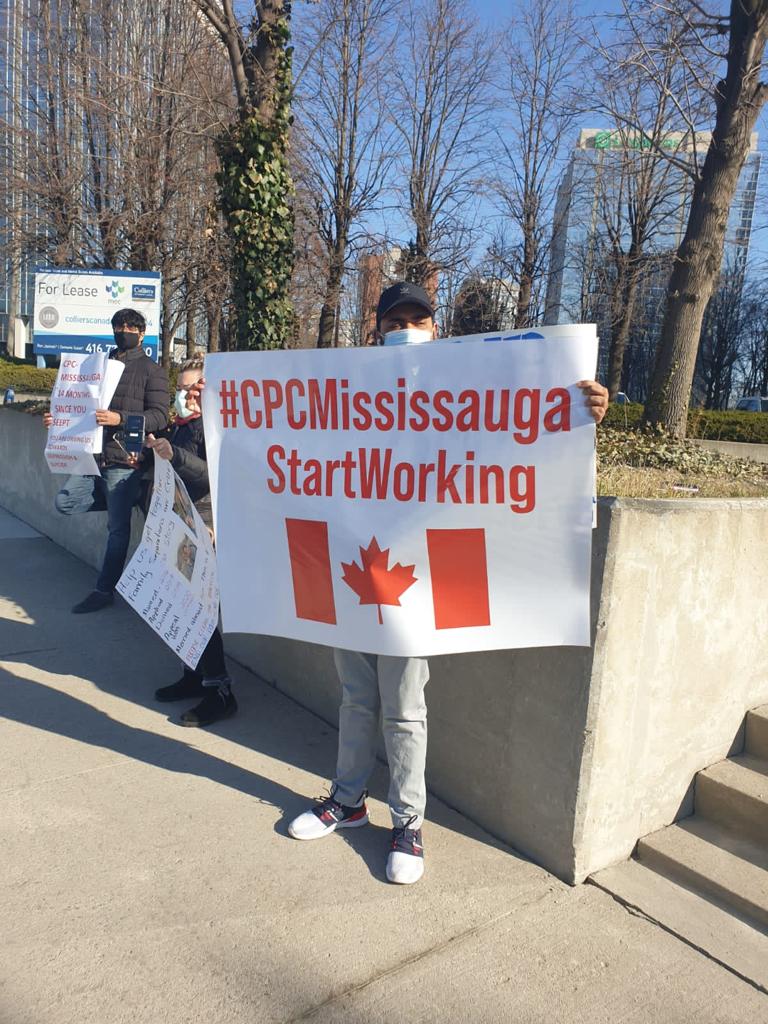 Palak51386948's tweet photo. @marcomendicino Would you please Focus on 2019 Outland Mississauga spousal sponsorship applications..
#clearbacklogsCPCMississauga 
@CitImmCanada @marcomendicino @CitImmCanada @JustinTrudeau @jasrajshallan @theJagmeetSingh @OMNITelevision https://t.co/C4sClb0YmQ