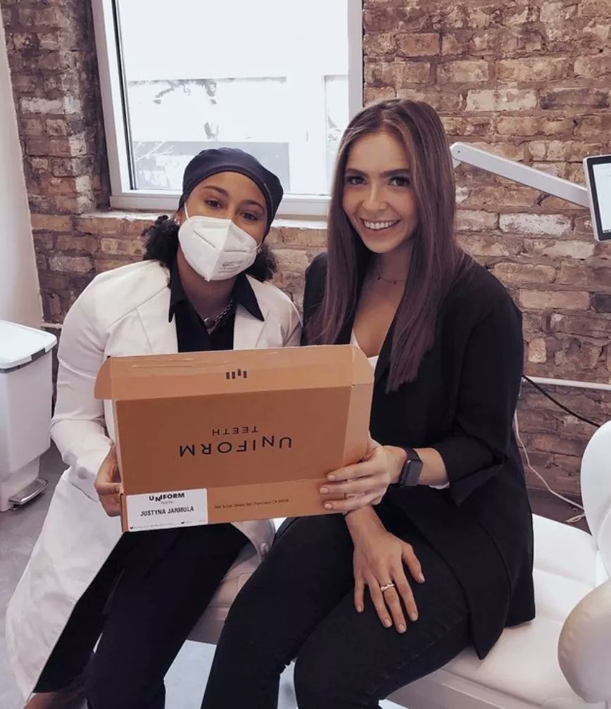 uniformteeth's tweet photo. Happy Friday 🥳  Are you interested in healthy, confident smile? Look no further - our orthodontists work with you to achieve the smile you deserve.  We have clinics in Chicago, San Francisco and Seattle.

Book for your free consult at https://t.co/EbW6dETbPe 

#clearaligners https://t.co/0dplU80joP