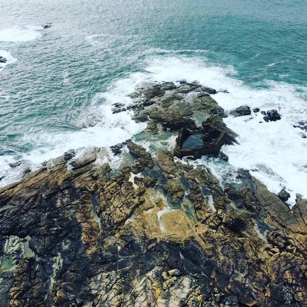 ramalvclav's tweet photo. O Portiño shellfish farm (cetarea)
#galicia
#aguarda
#pontevedra
#cetarea
#lugaressecretosdegalicia
#fotogalicia
#galiciavisual
#galiciamaxica
#shellfishfarm
#shellfish
#lobsters
#uas
#unmanned https://t.co/GNa0AwewhK