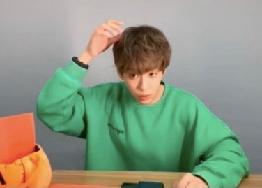 puuupo_'s tweet photo. 변함없는 19살의 토니와 17살의 토니 
넘귀여워 😭 https://t.co/8F2V4wSzO1