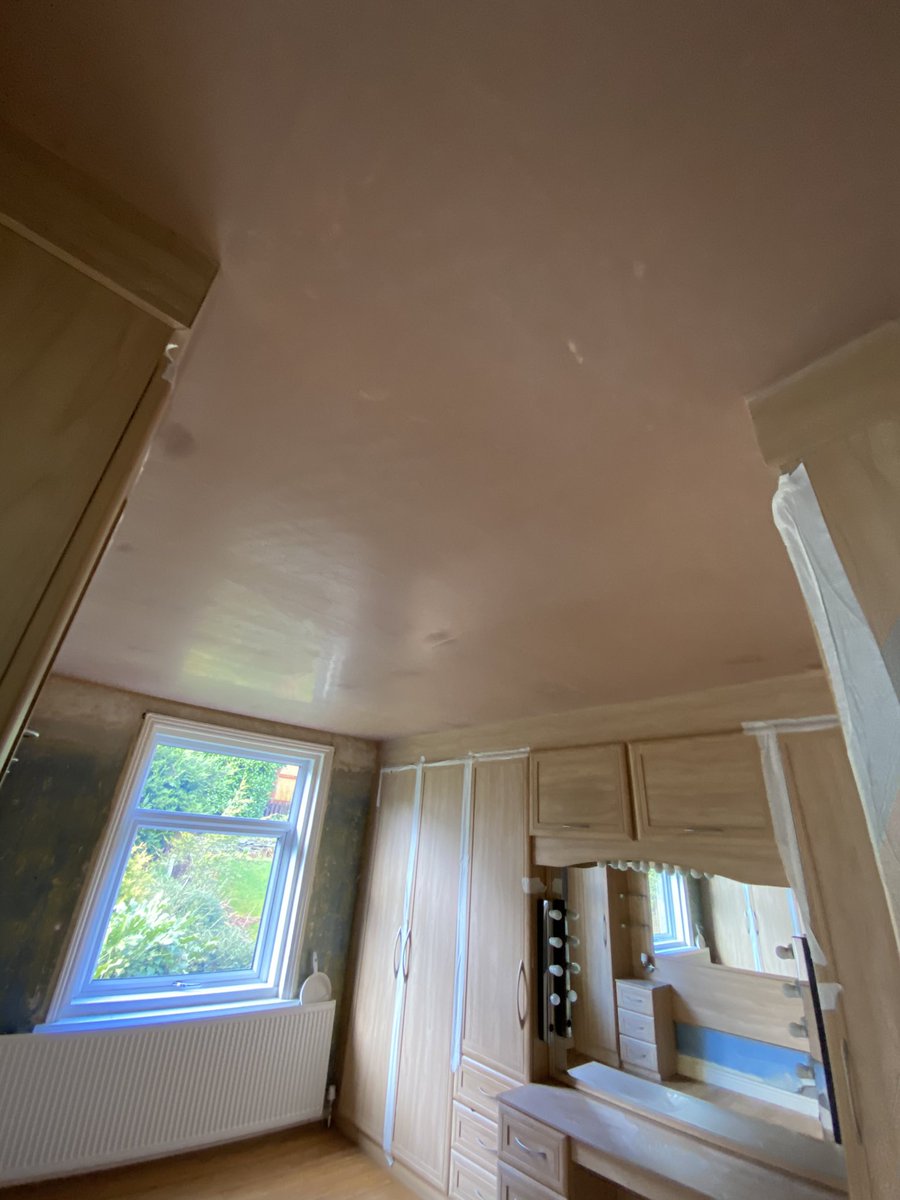 IAPlimited's tweet photo. As well as ongoing site work all across the North West we do take on smaller private jobs. This overskim was completed by one of our team this morning, leaving a perfect finish for a very happy customer. #plastering #renovation https://t.co/8WrIuAHqr8