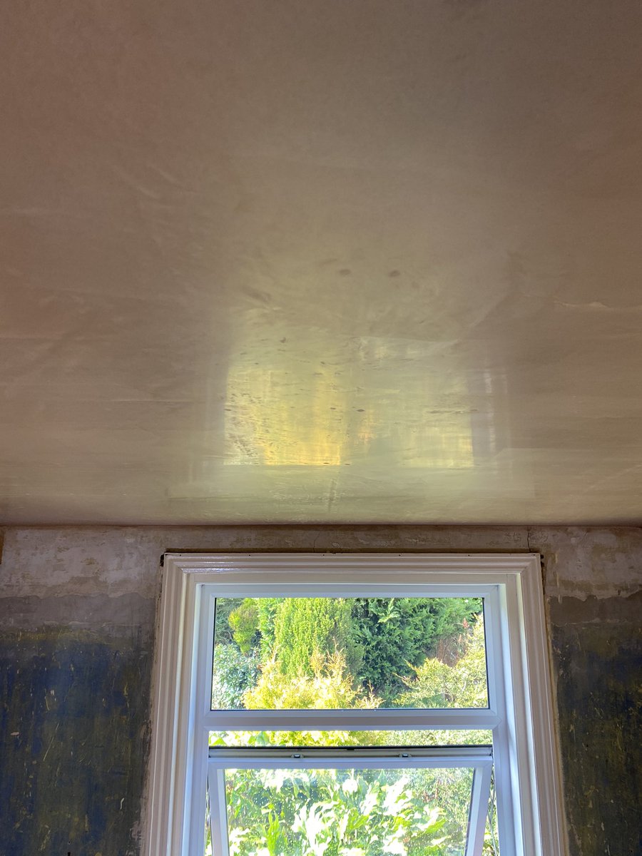 IAPlimited's tweet photo. As well as ongoing site work all across the North West we do take on smaller private jobs. This overskim was completed by one of our team this morning, leaving a perfect finish for a very happy customer. #plastering #renovation https://t.co/8WrIuAHqr8