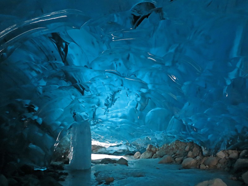 FSologists_AK's tweet photo. 5 great things about my time in #Alaska 
#Ice 

My first hike to @MendGlacierUSFS was magical.
The #icecave blew. my. mind https://t.co/MoQKB2gBiu