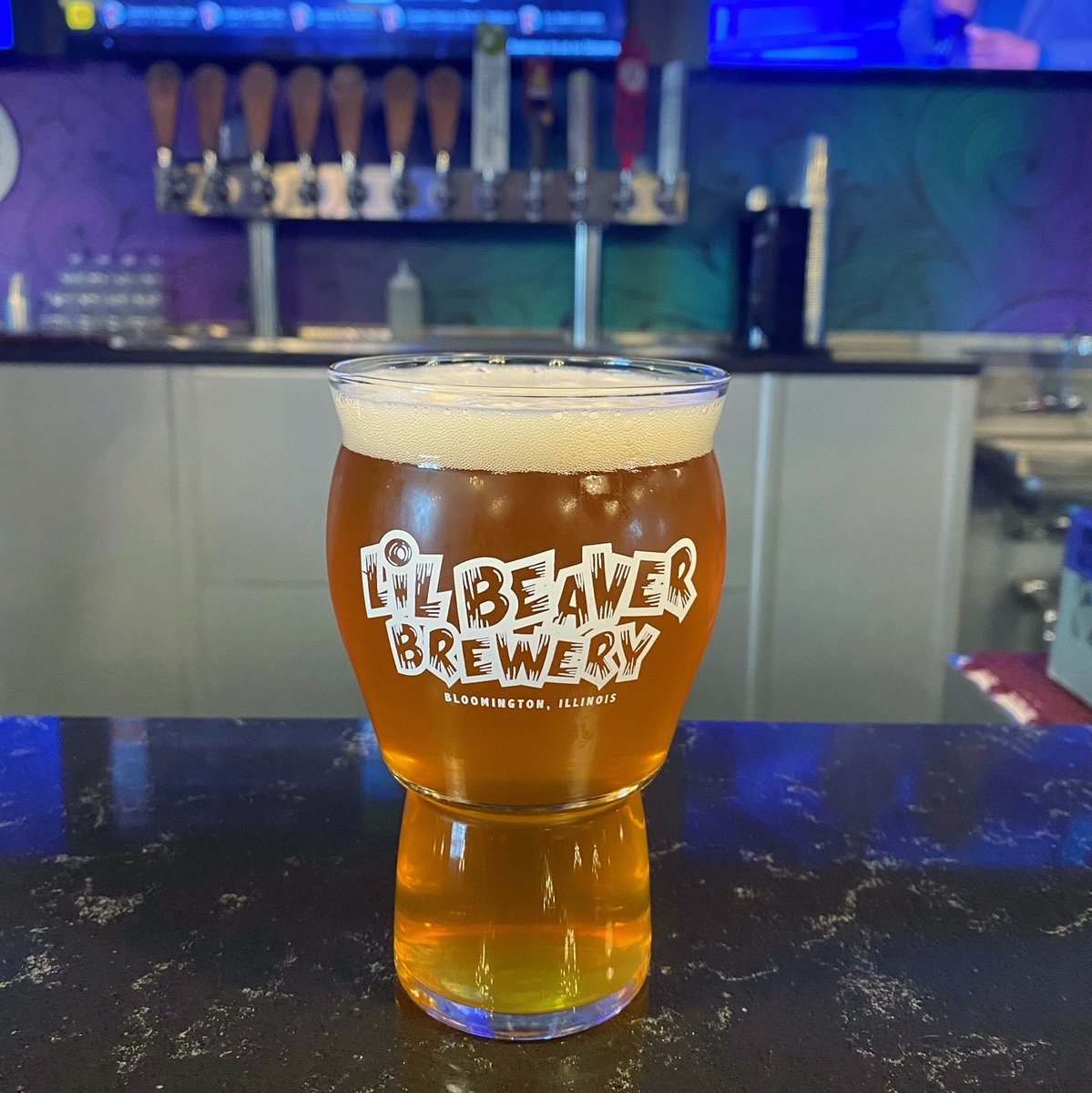 Our man Jeff swung through <a href="/lilbeaverbrew/">Lil Beaver Brewery</a> in Bloomington &amp; had a crisp Nose Over Tail maibock from <a href="/PollyannaBrewCo/">Pollyanna Brewing</a> on tap! They also had Night Game from <a href="/Sketchbookbrew/">Sketchbook Brewing</a>! What other industry is this awesome?  
Craft supporting craft, deliciously. 

 #heartlandbeverage