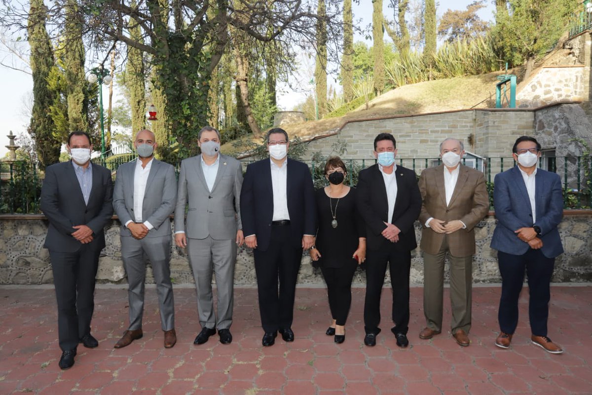 MarcoAMena's tweet photo. Con gusto recibimos en Tlaxcala al Presidente de @CANACINTRAMex, @enoch_cfz. La iniciativa privada es fundamental para generar empleos y reforzar el crecimiento económico que ha distinguido a Tlaxcala en los últimos tres años, aun con pandemia. https://t.co/RXBJpvQ612