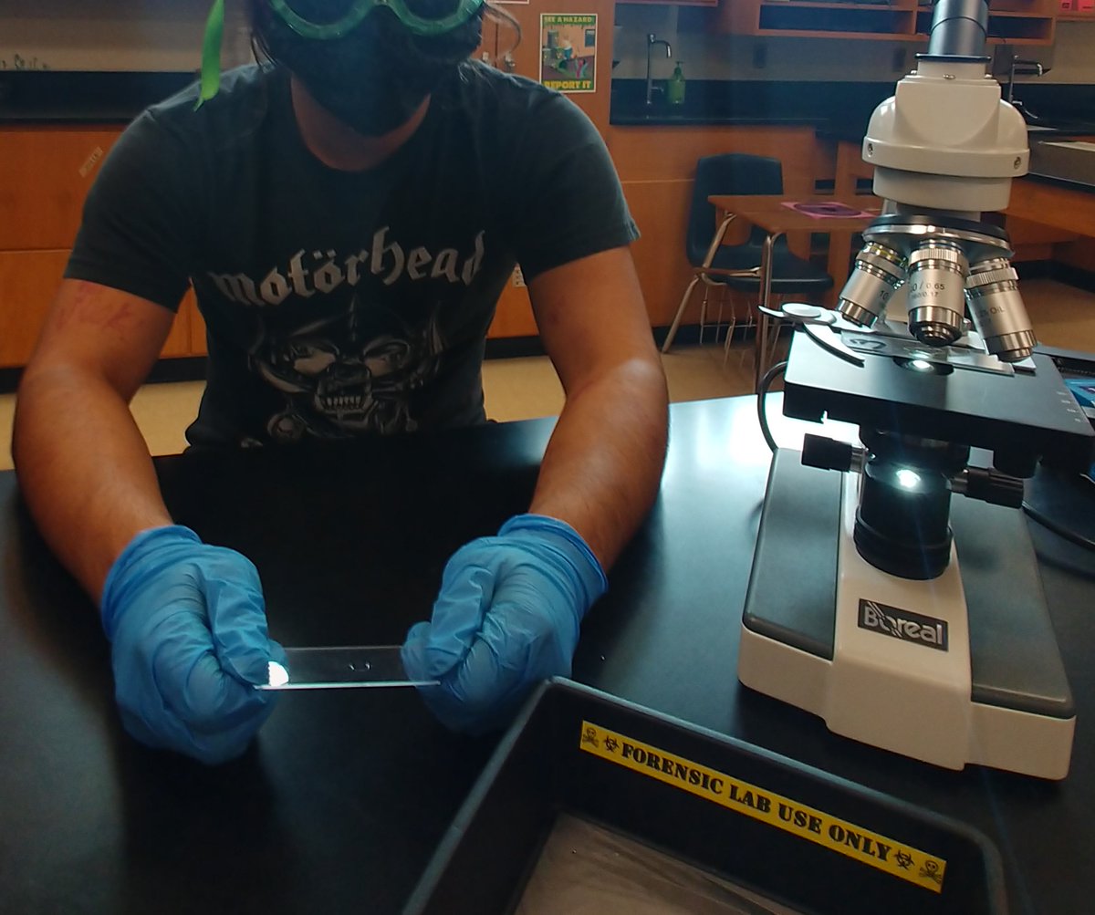 BarlowScience's tweet photo. Trace Evidence Lab Part 3 - Hair Samples! Flipped Lesson Inspired by @Catlin_Tucker #NEISDiTech #NEISDInnovators #NEISD #NEISDTweechers #teacherlife #TRPride #TRForensics #TRScience #ILoveLabDays https://t.co/d34XHsCQq1