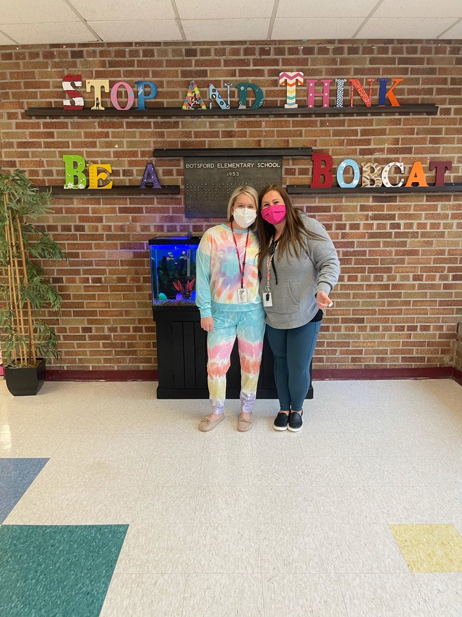 brittmbeaupre's tweet photo. ...and that's a wrap! March is Reading Month was a huge success! Thankful for my partner in crime, @ncollini123, for helping make this a success for @BotsfordElem 📚🙌 Here are our 6 MVP Readers! Great job, Bobcats! #CSD_AllMeansAll https://t.co/hT37yzq0wE