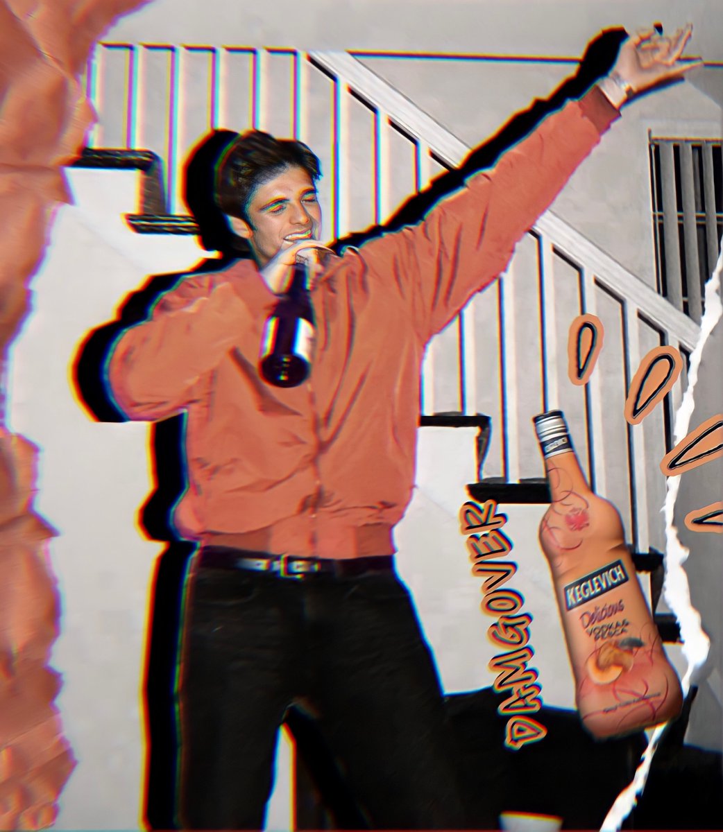 jvazquesgds's tweet photo. ⠀ 
#THEDAMGOVERGDS ☾
that jukebox in the corner blasting out my favorite song, he nights are gettin’ warmer, it won’t be long. won’t be long ‘til summer comes now that the boys are here again; the boys are back in town. https://t.co/GRH6CjXBkr