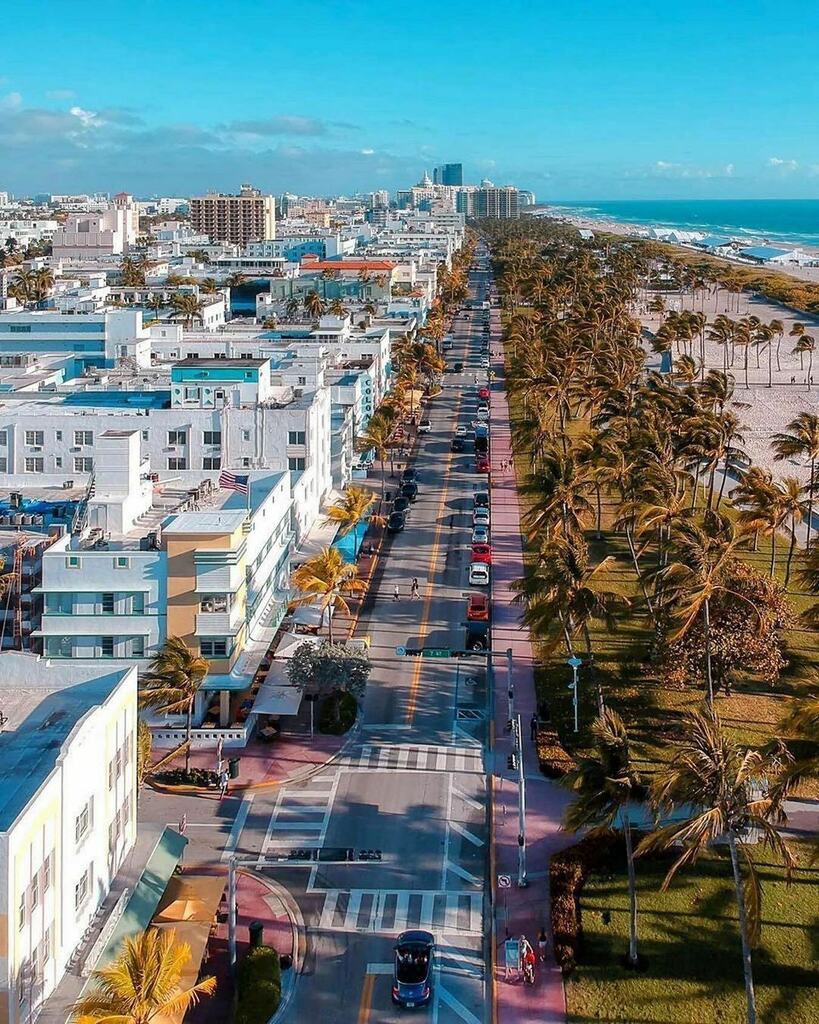 TheMiamiGuide's tweet photo. Happy Birthday Miami Beach 🌴💛
Exactly 106 years ago, March 26, 1915, Miami Beach was officially incorporated into the vibrant city we know and love today! 😍
📸 @visuals.by.luis 

#miamivibes #southbeachmiami #oceandrivemiami #miamibeachlife #miamibeac… https://t.co/U0HUkjsgz9 https://t.co/dYsd05X0ev