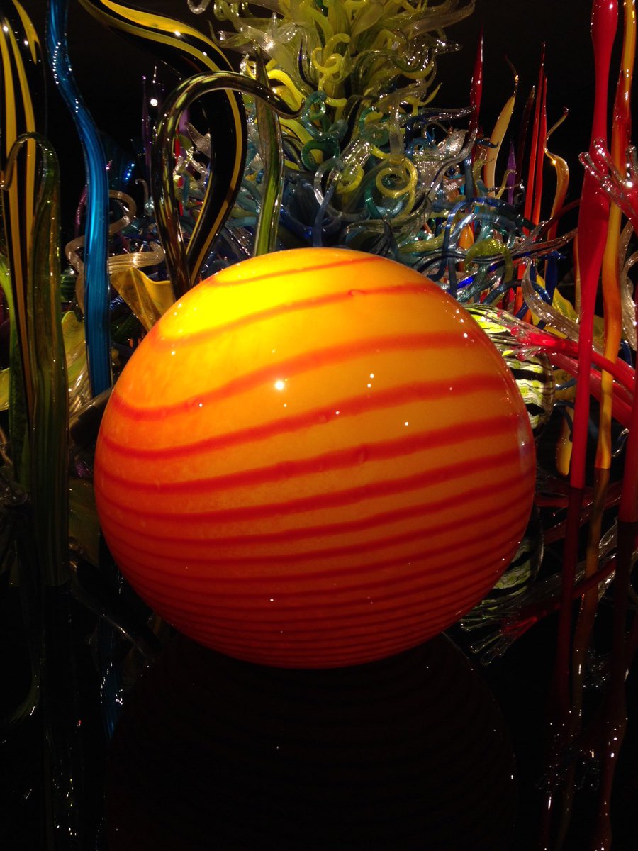 MartenvdMolen's tweet photo. #repost #tentoonstelling Chihuly @groningermuseum #april2019  #museumlockdown #throwbackmuseum @museumkaart @ChihulyStudio https://t.co/1q4CFDxZkV