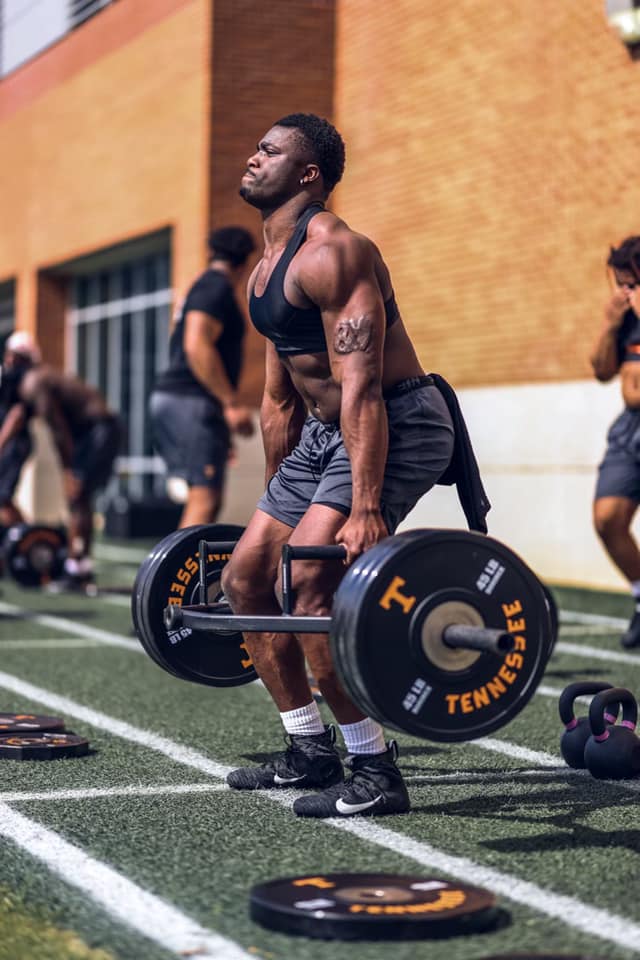 JuCoFootballACE's tweet photo. Byron Young @byron_97 @Vol_Football 4merly Georgia Military JuCo @GMC_Football @GMCBulldogs https://t.co/EzaxAdillj