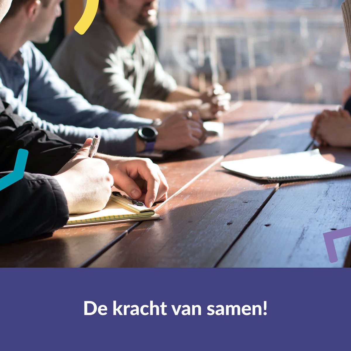 goed_in's tweet photo. Met het interkerkelijke online platform Goed in vorm stimuleren we samenwerking. Het delen van inhoud als leidinggevenden willen we stimuleren door de functie van inspiratielijstjes. Bouw elkaar op! 

#goedinvorm #delen #inspiratielijstje #samenwerken https://t.co/P2AzFDjoSu