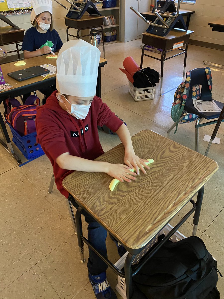 Mrs. Strange tweet media