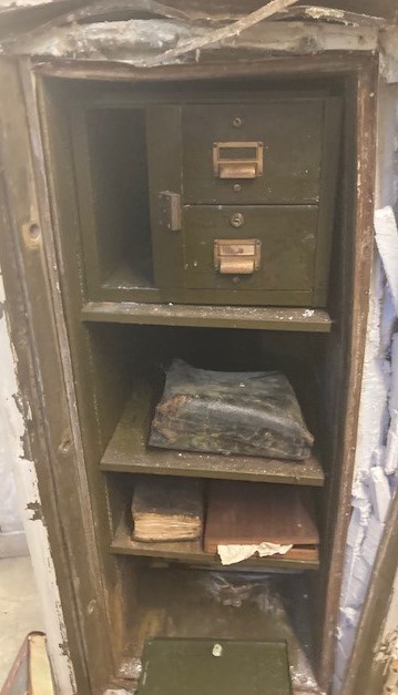 A #historic #PacificFriday at <a href="/UOPacific/">University of the Pacific</a>: Thanks to <a href="/stocktonfire/">Stockton Fire</a>, we opened an abandoned safe in Burns Tower. Discovered appears to be the original 1851 documents - thought to be long lost - on the creation of California's first university. More to come. #History #PacificProud