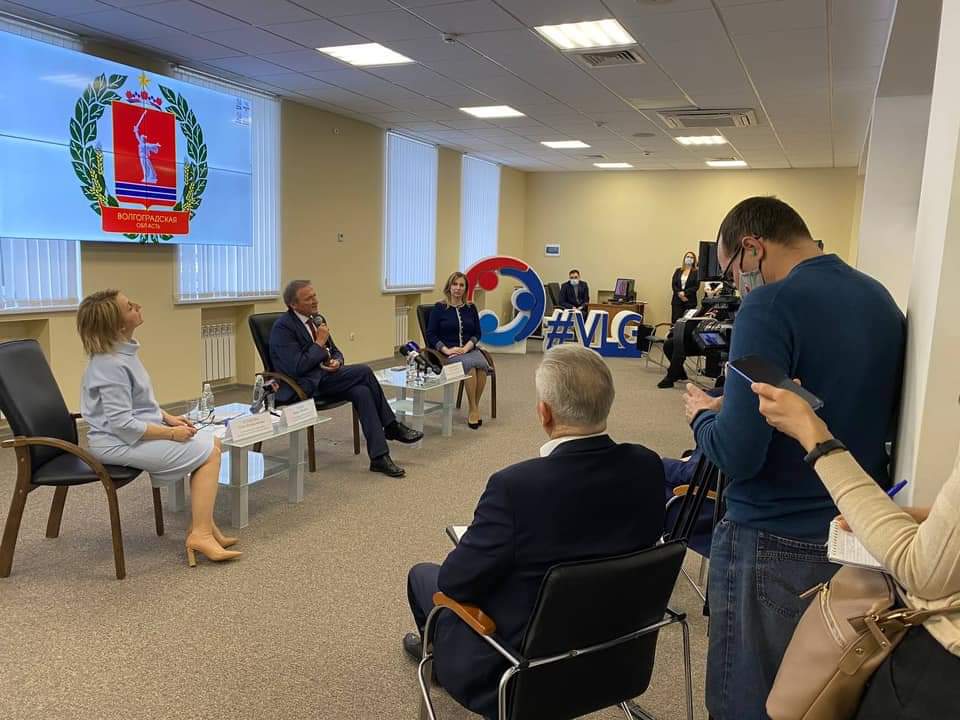 a_chto_titov's tweet photo. Рабочую неделю завершил в Волгограде. 
Пакет помощи МСП, который был принят здесь, - один из самых богатых и широких среди всех регионов России, поэтому Волгоградская область выходит из кризиса не с самыми большими потерями. https://t.co/DW1O8bVZ8L