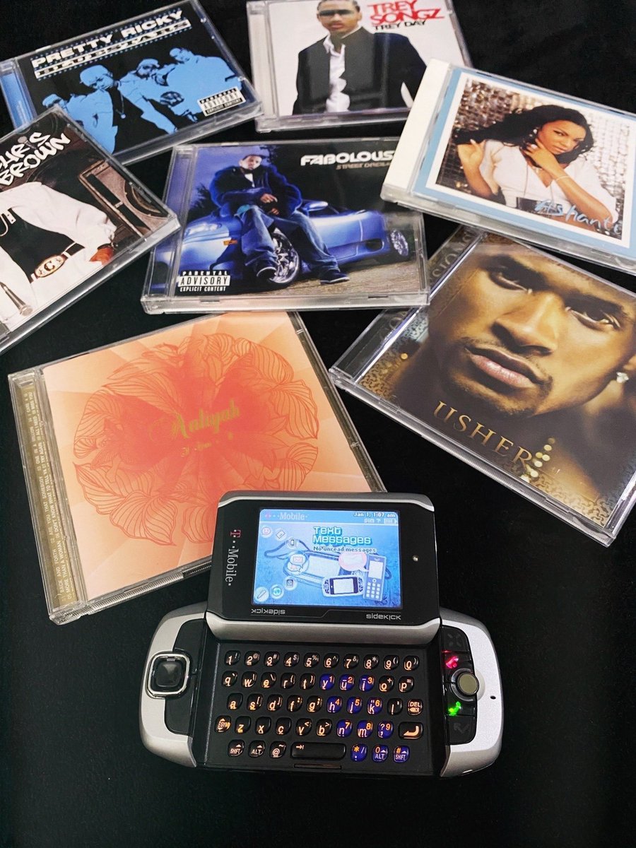WYEbackup's tweet photo. 2000’s nostalgia 😌💙
#LowkeyRnB https://t.co/rvdBRm9Niw