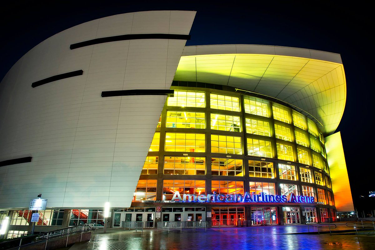OfficialJoelF's tweet photo. #BREAKING: Miami-Dade commissioners approved a deal to change the @AAarena name to FTX Arena 

@FTX_Official is a cryptocurrency exchange https://t.co/jmXAeI58dd https://t.co/FLYedmhXCq