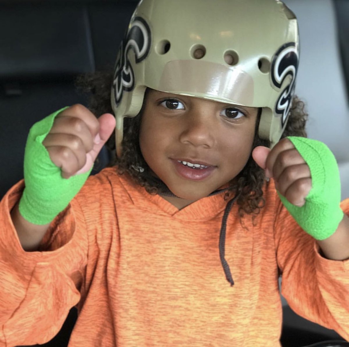 Helmets4Helmets's tweet photo. Today is National Wear Purple Epilepsy Awareness day to help strike out Epilepsy! Please help spread awareness by sharing this post and keep all of our amazing warriors in your thoughts and prayers! #helmets4helmets #fightlikebryson #protectlikebrock #epilepsywarrior #purpleday https://t.co/JEmhFReNTY