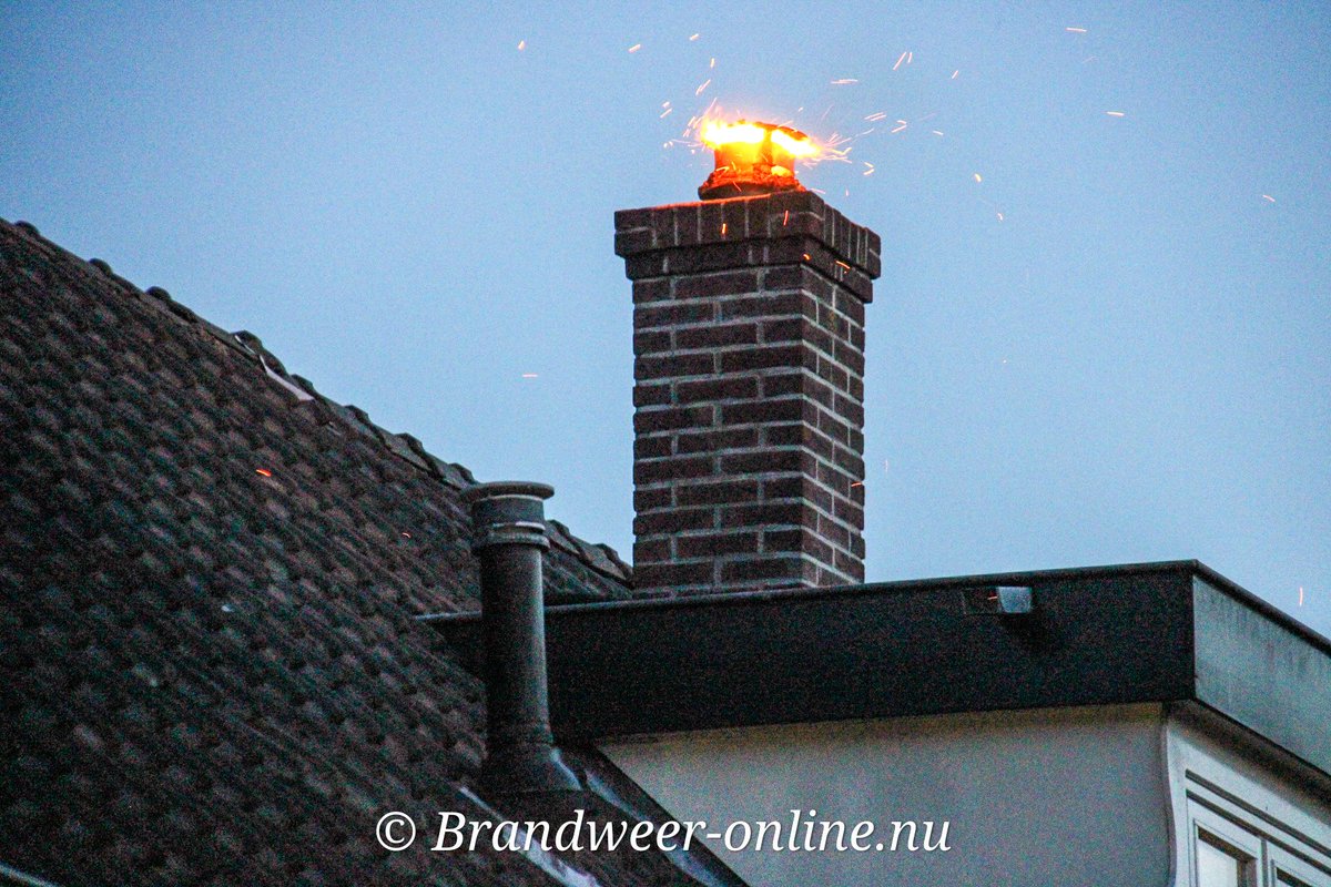 Melding brandweer Floralaan Apeldoorn inzake schoorsteenbrand