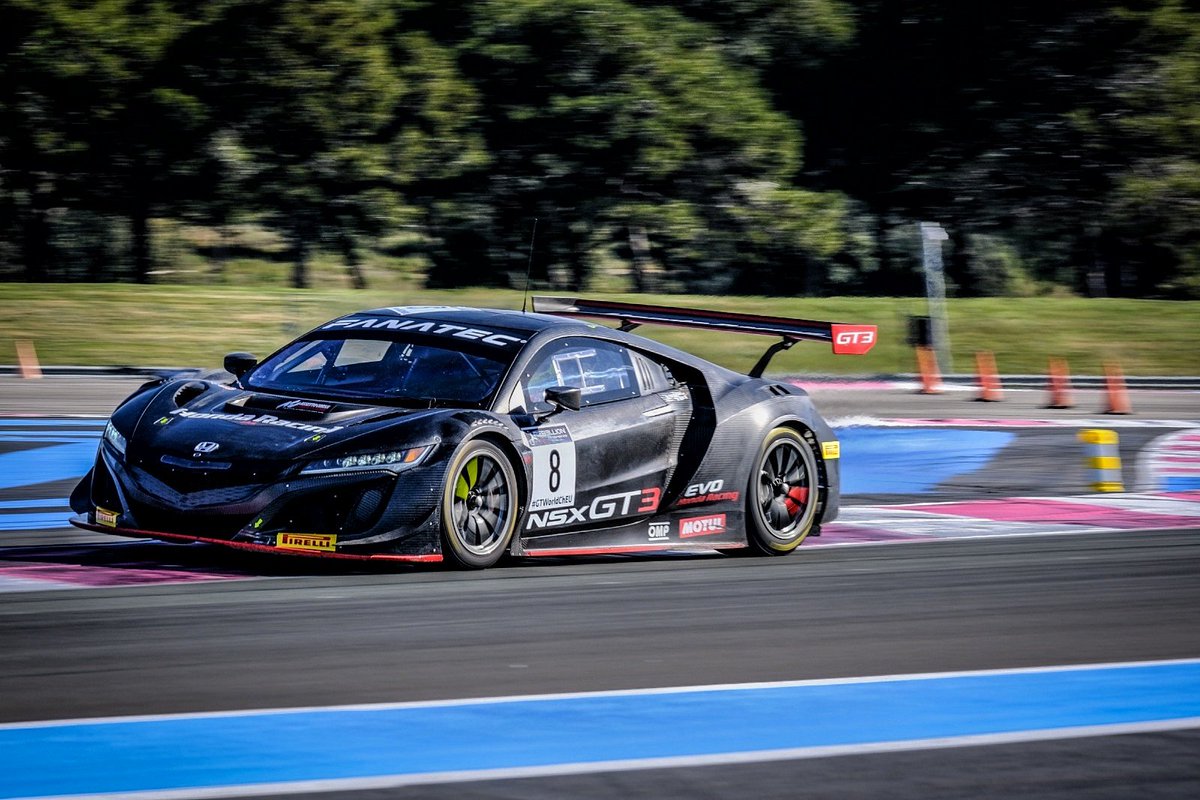 ReeceBarr88's tweet photo. Was a solid few laps in the car today at @PaulRicardTrack as part of the @GTWorldChEu official test. Looking forward to being back here very soon 😁. Now roadtrip back to 🇮🇹 

📸 - @GTWorldChEu https://t.co/EnfjsxCInK