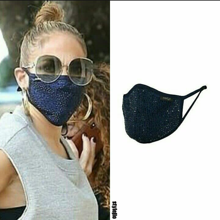 style_jlo's tweet photo. 22nd December, 2020  @jlo  Miami for shopping 
Jen wore
@gucci 2250 CC Oversized Sunnies (not available)
#masqd Crystal Navy Blue Face Mask (not available)
#JenniferLopez https://t.co/oRPdx3rO8T