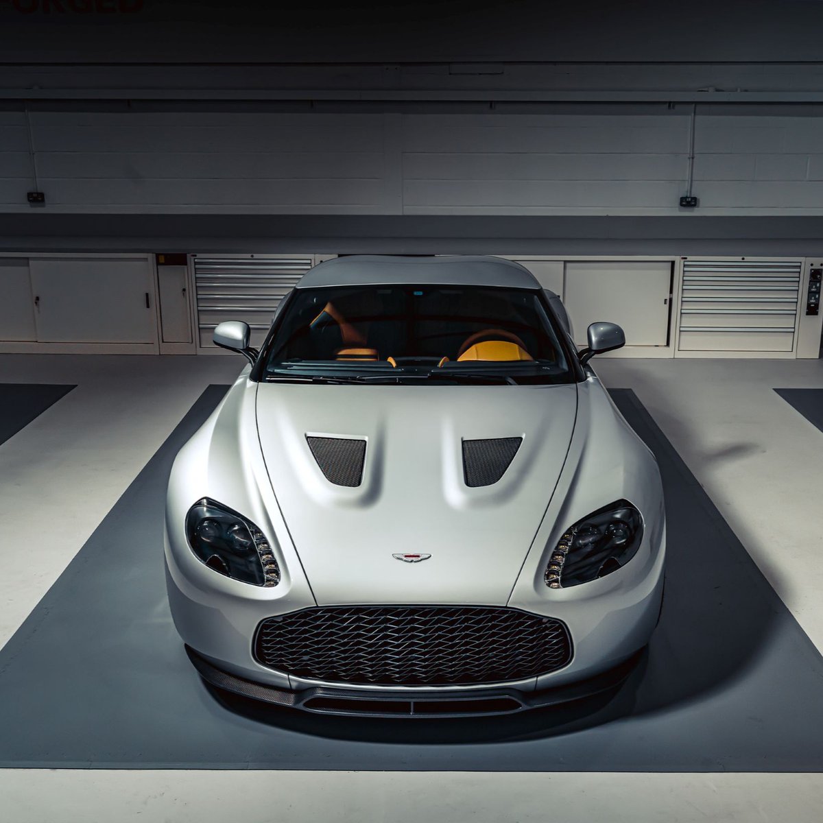 Another working week has come to an end. There will be a time when we're allowed to go 'out' again, but until then we wait patiently. Enjoy the weekend. 

#RReforged #RUniverse #Zagato