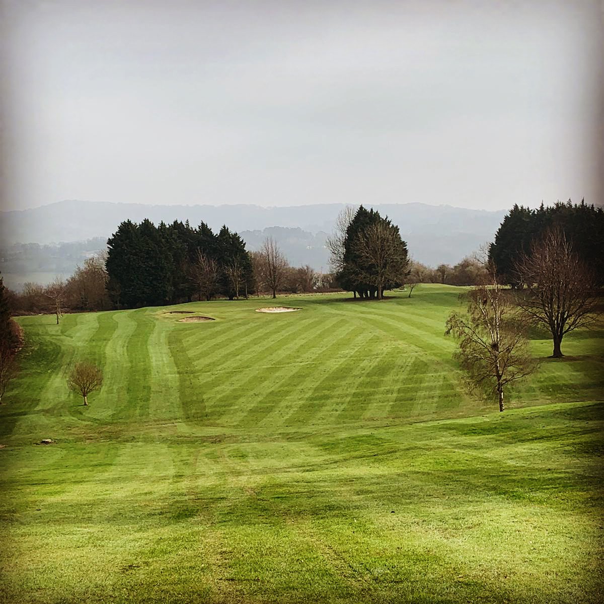 With golf reopening in just 3 days time RETWEET and FOLLOW us to be in with a chance of winning a 4 ball voucher worth over £140 🏌️‍♂️will be drawn on Sunday April 4th ⛳️