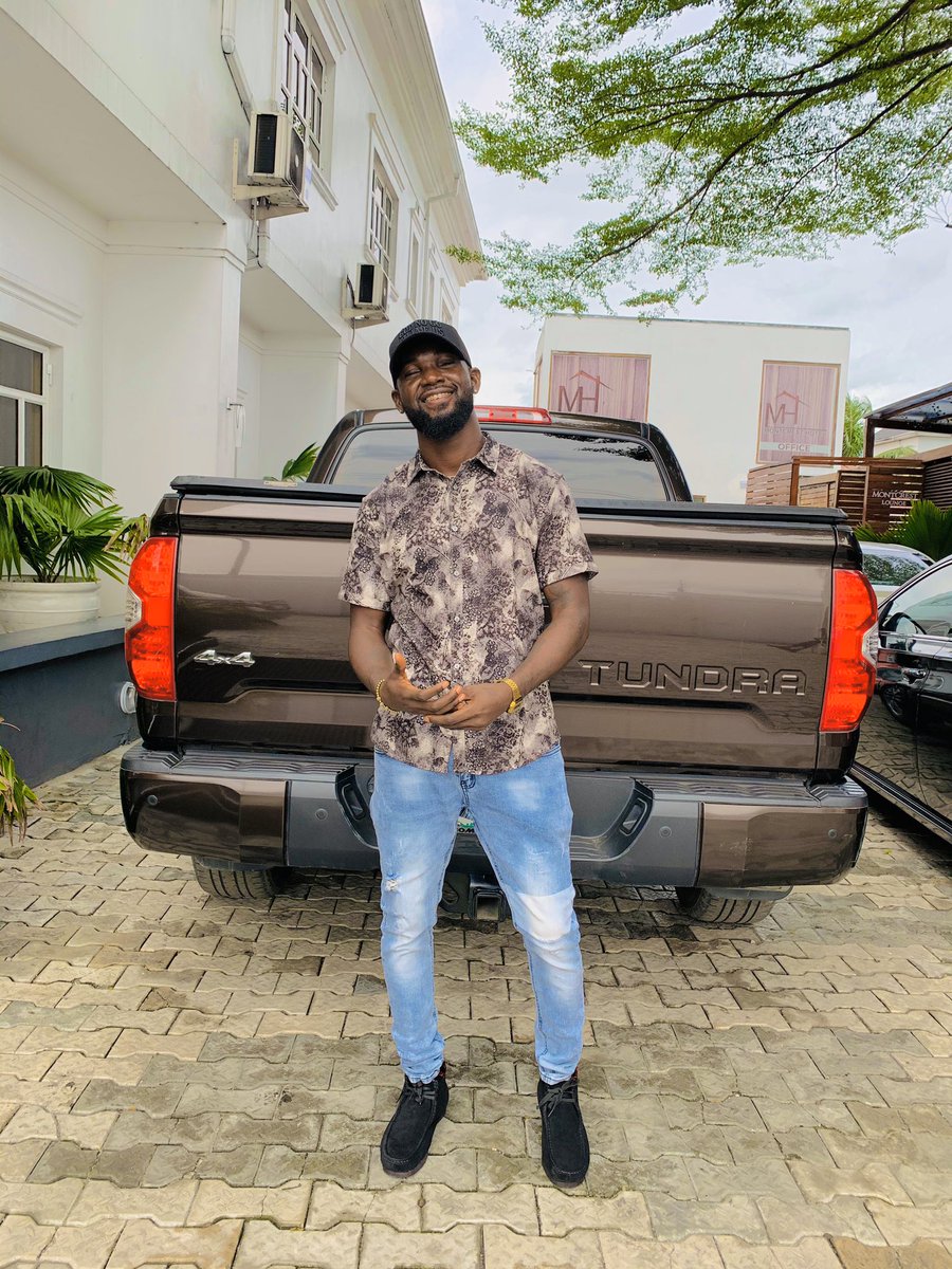 mrblaze006's tweet photo. 🤴🏾- Grind Until You don’t have to Grind No More.. #TheProdigal #evolutioncamp21 kuda Vbank #BigMusicweekend #GpNewlyNearly #BBNEarlyAccess Frank Edoho https://t.co/N0jL7NkuI4