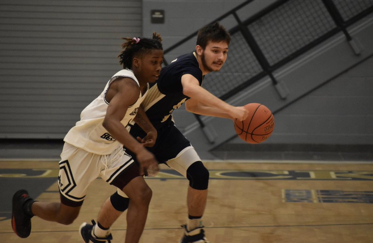 GAME DAY 🏀
Hammerdome 📍 
vs Tyler ⚔️ 
JV at 6:00, varsity follows ⏰ 
#CommitToTheM #GoBlue 🦅