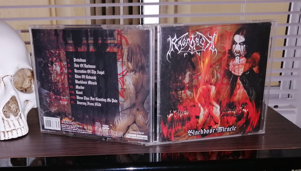 cvidal_EstuansI's tweet photo. Marzo 26 de 2004 #Ragnarok 🇧🇻 lanza su álbum "Blackdoor Miracle" grabado y mezclado en #AbyssStudio masterizado en #MasteringRoom por Göran Finnberg Producido por Tommy Tägtgren y Ragnarok
#UnDiaComoHoyEnelMetal
#NorwegianBlackMetal
#BlackMetal #Jontho #Høst https://t.co/aoGjyACFUC