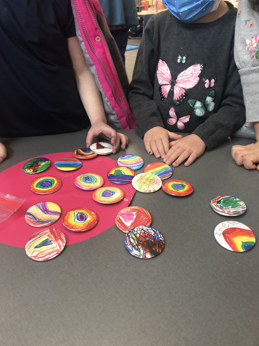 SunsetHills66's tweet photo. Sunset Hills celebrated Inclusion this week! Throughout the week, classes worked on making buttons for their backpacks with messages of kindness. To end the week, we honored differences in everyone with Rock Your Socks! @miss_rlawrence @KacCollins @Westside66 https://t.co/ojYnjEYTGU