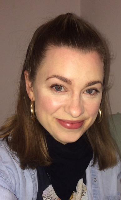 ComedyPops's tweet image. One more hour until we're #live with @Ally_Bowe_Ryan! She has a framed and autographed photo of Joanna Lumley on her mantle and her ultimate goal in life is to become the real life Patsy!

If that's not fabulous enough, the tickets are #free! Get one here: eventbrite.co.uk/e/142392867901